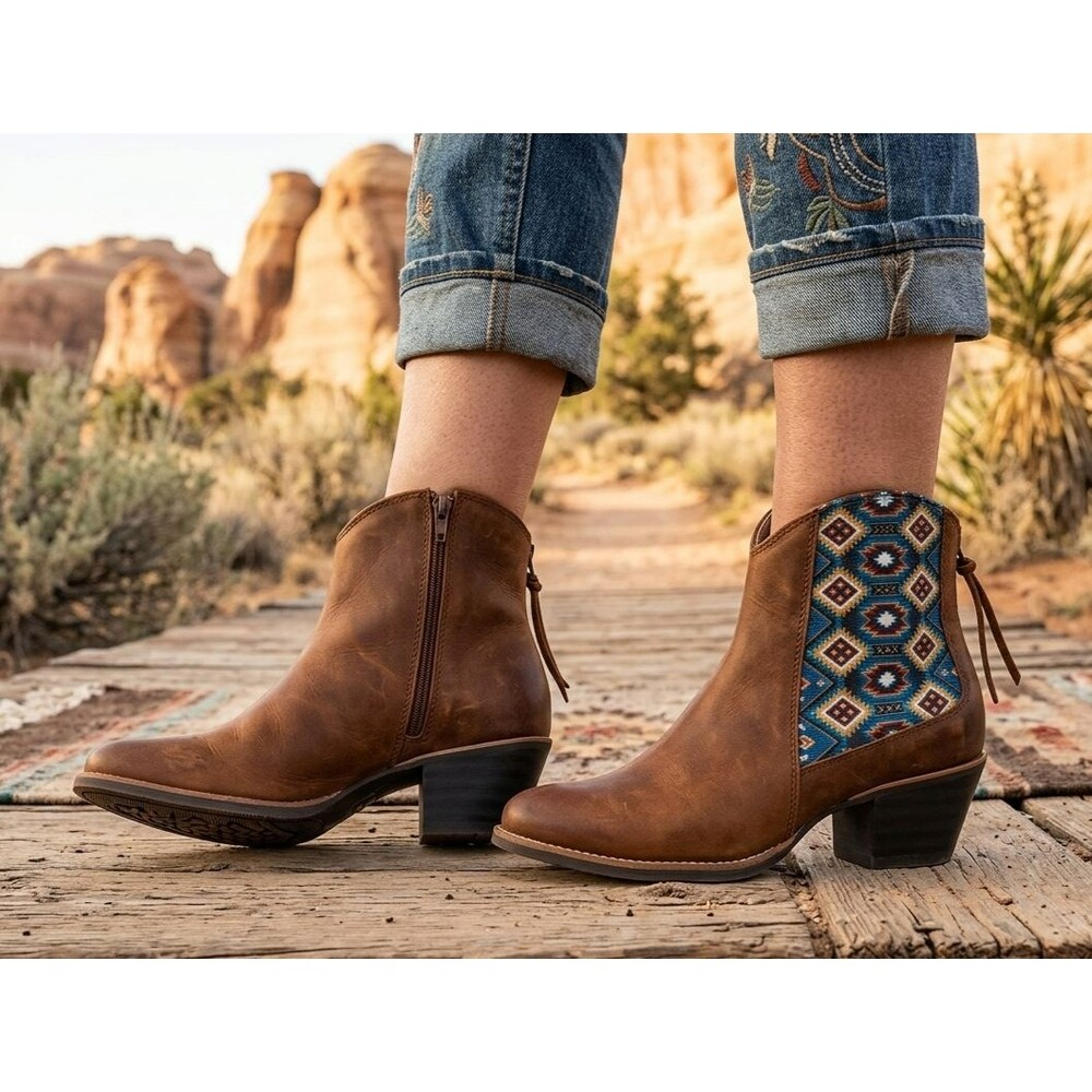 Wrangler FREE SPIRIT Women’s 10 Southwestern Ankle Boot Side Zip Leather Upper